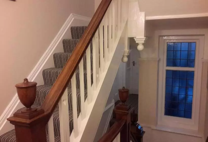 Отель The Sandrock