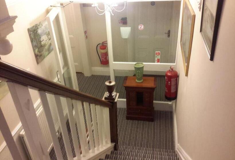 فندق The Sandrock