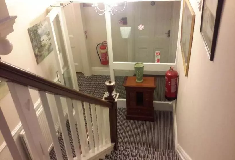 Отель The Sandrock