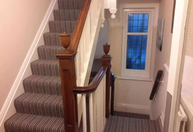 Отель The Sandrock