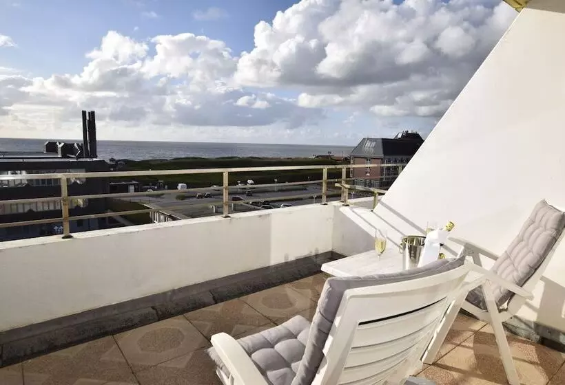 Отель Wiking Sylt