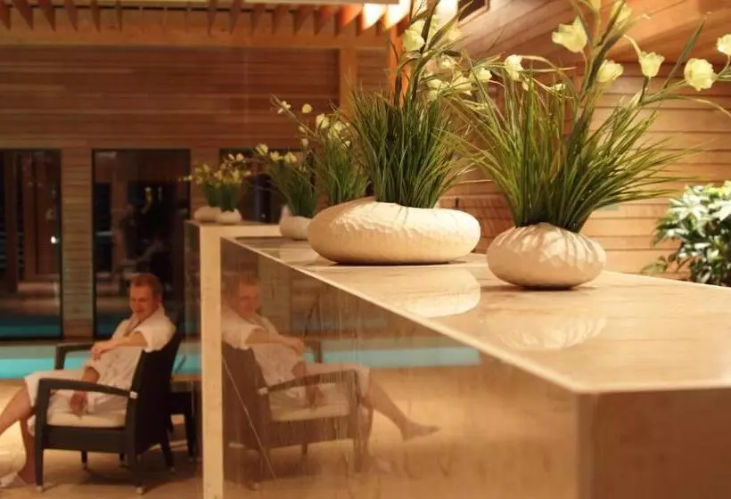 Kubija Hotel And Naturespa