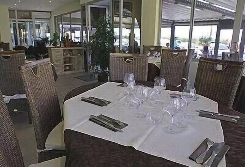 Logis Hotel Restaurant Le Mirador