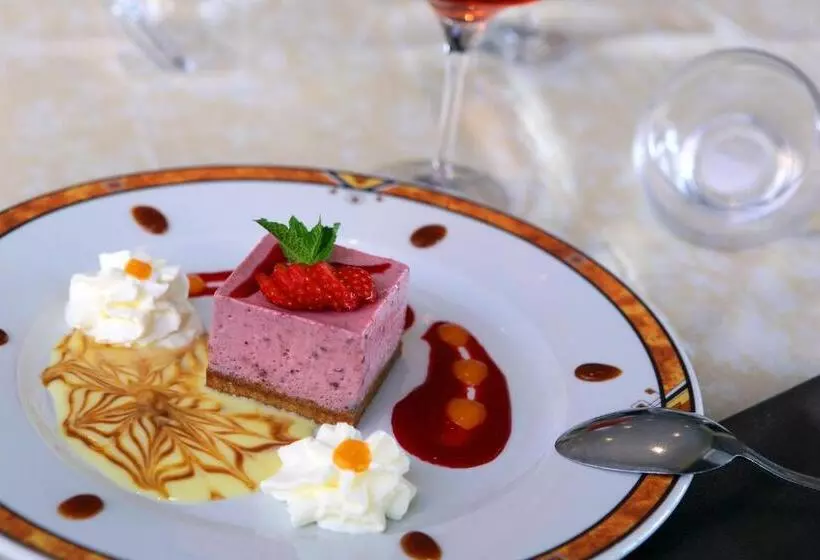 Logis Hotel Restaurant Le Mirador