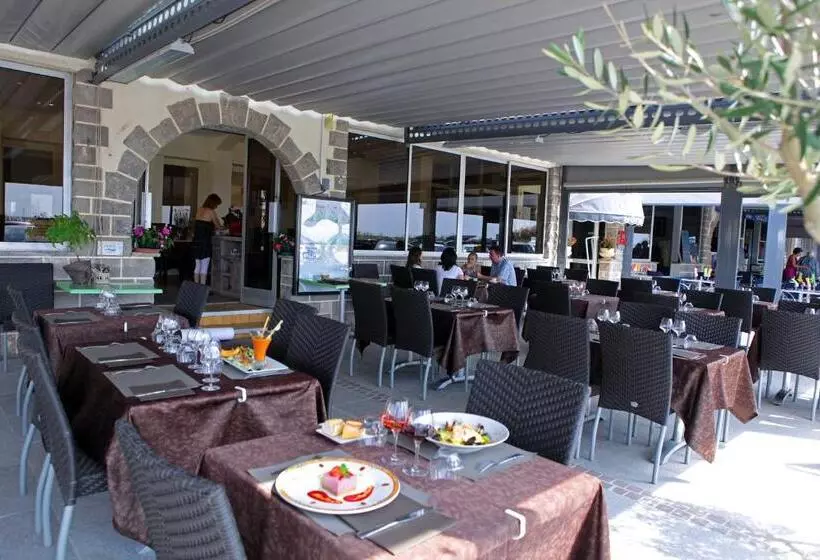 Logis Hotel Restaurant Le Mirador