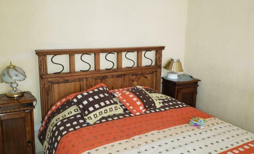 Depto Comodo Centrico Cerca A Colegios;hospitales