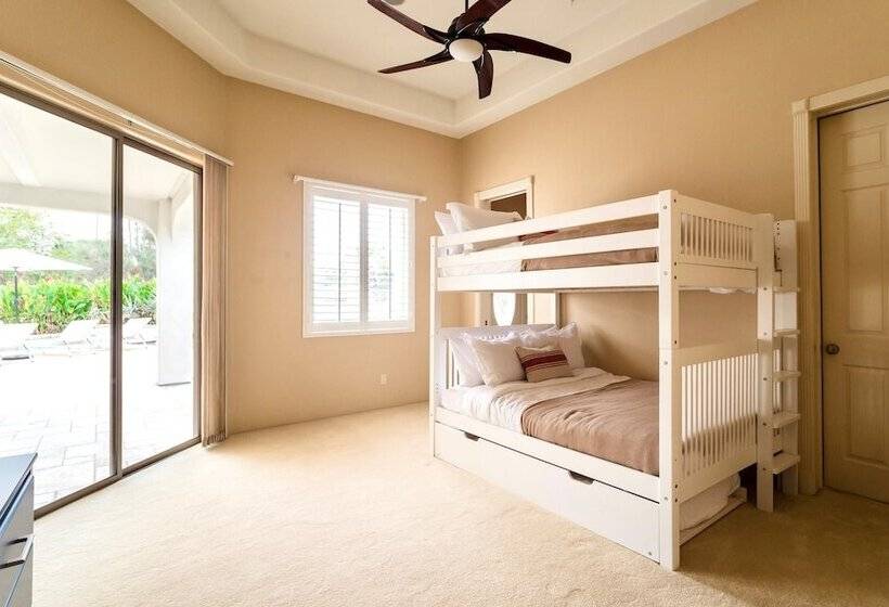 Farrier By Avantstay Spectacular 7br Mediterranean Style Estate W Pool