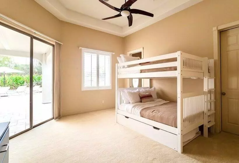 Farrier By Avantstay Spectacular 7br Mediterranean Style Estate W Pool