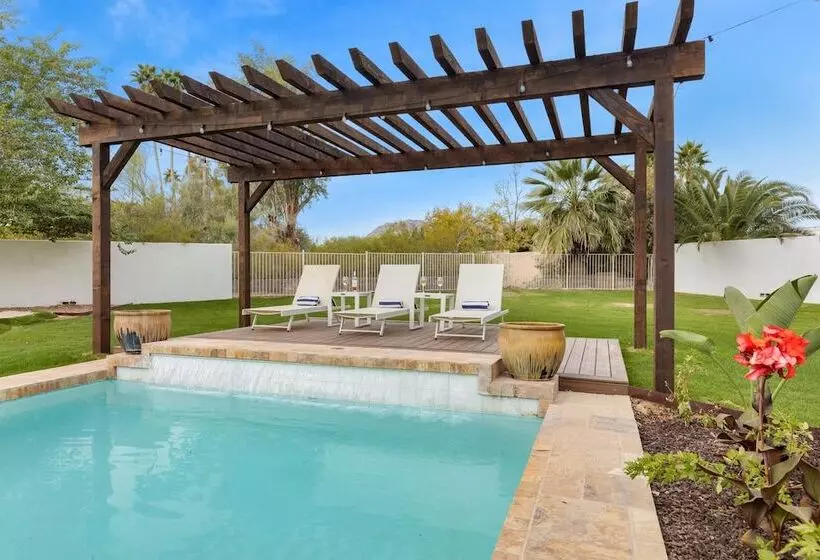 Farrier By Avantstay Spectacular 7br Mediterranean Style Estate W Pool