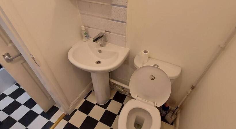 Lovely 3 Bed Apartment In Parkgate Rotherham