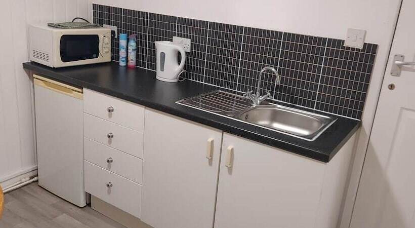 Lovely 3 Bed Apartment In Parkgate Rotherham
