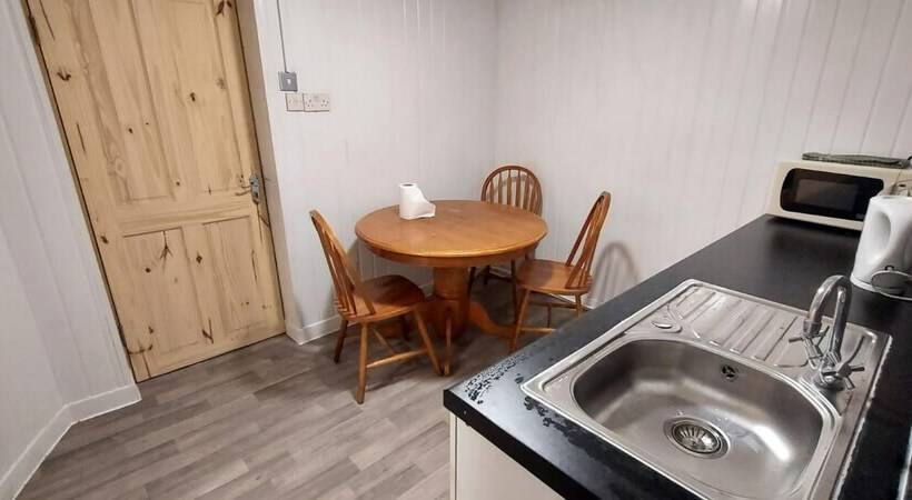 Lovely 3 Bed Apartment In Parkgate Rotherham