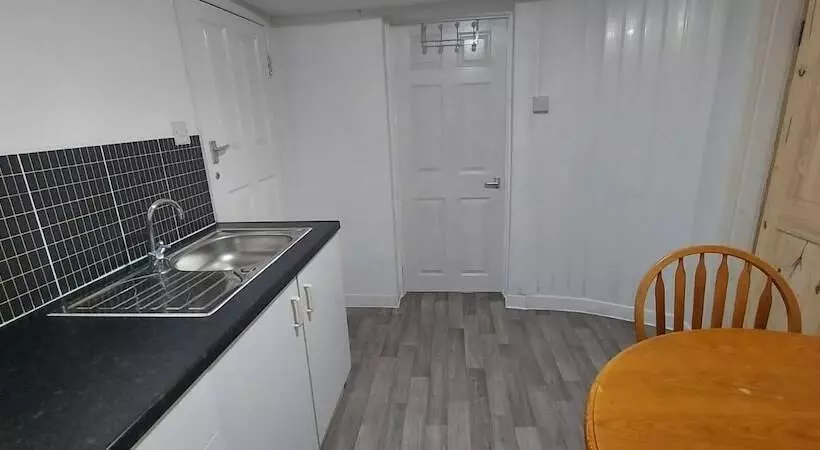 Lovely 3 Bed Apartment In Parkgate Rotherham
