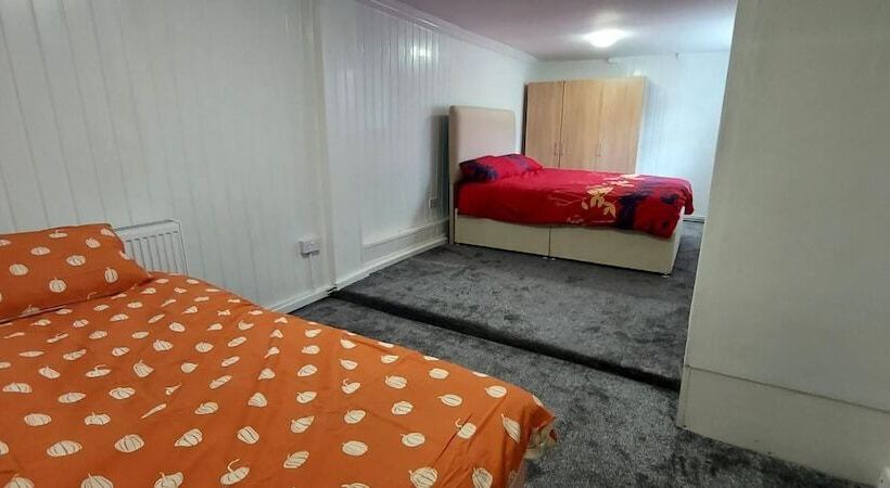 Lovely 3 Bed Apartment In Parkgate Rotherham