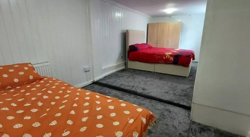 Lovely 3 Bed Apartment In Parkgate Rotherham