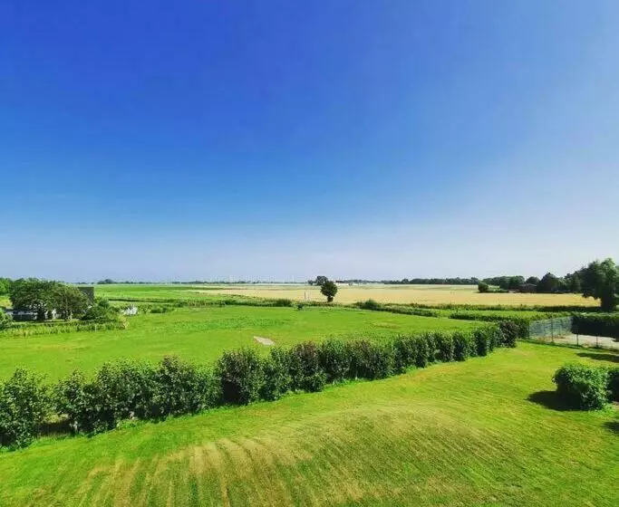 Stylische Wohnung Mit Weitblick Und Großem Balkon