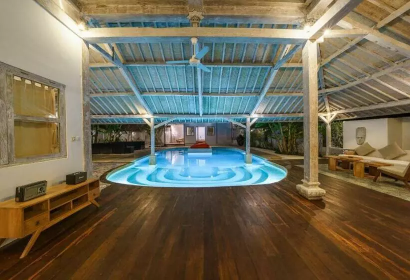 Villa Merano   Huge Pool   Meno