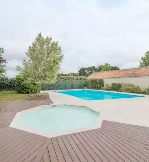 Appartement Dans Une Résidence à 500m Du Golf
