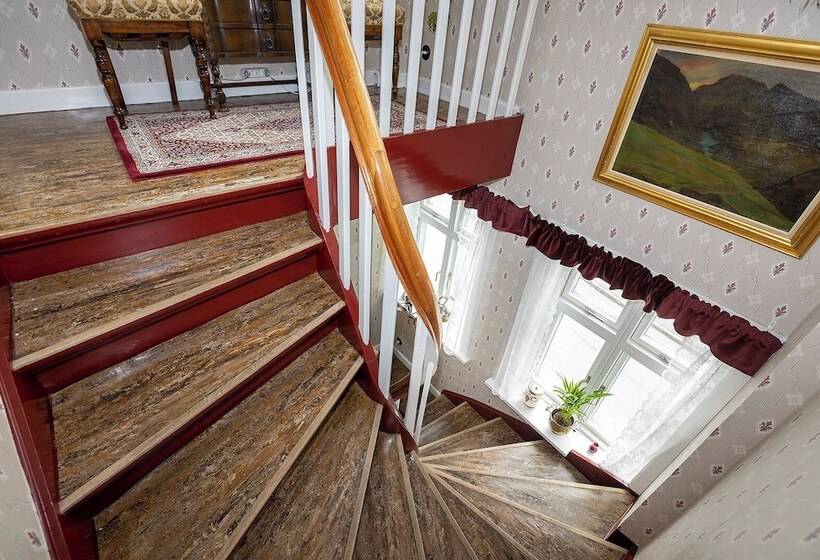 Downtown Retro Decor Stunning Views Terrace