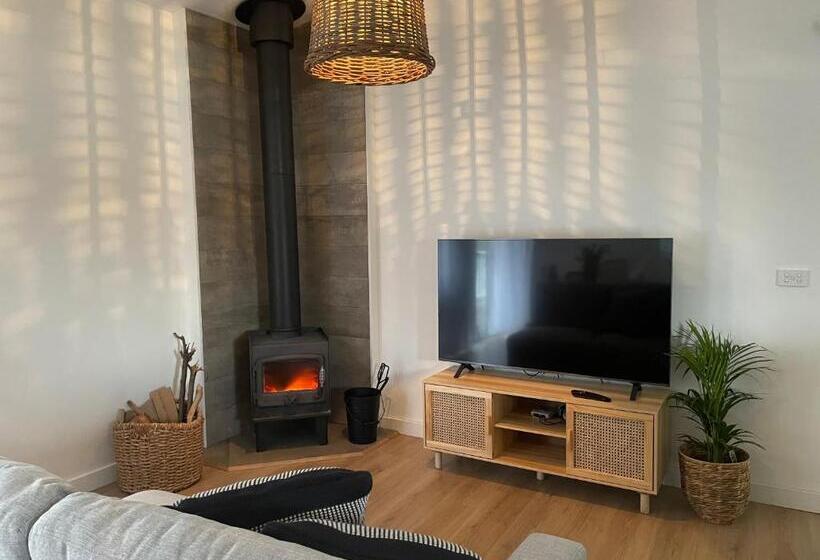 Jetty Road Beach House