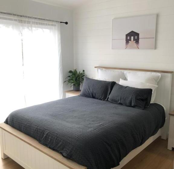 Jetty Road Beach House