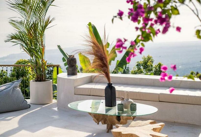 Villa Moonlight Lovina