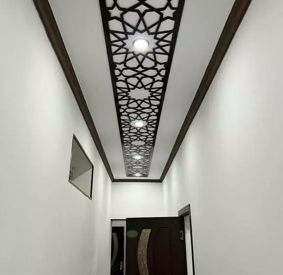 پانسیون Gavhar House