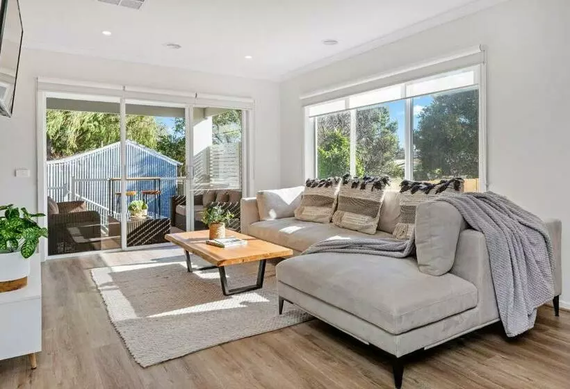 Seaslife   A Moment From The Beach