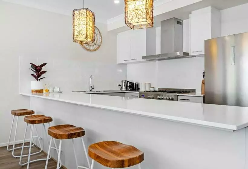 Seaslife   A Moment From The Beach