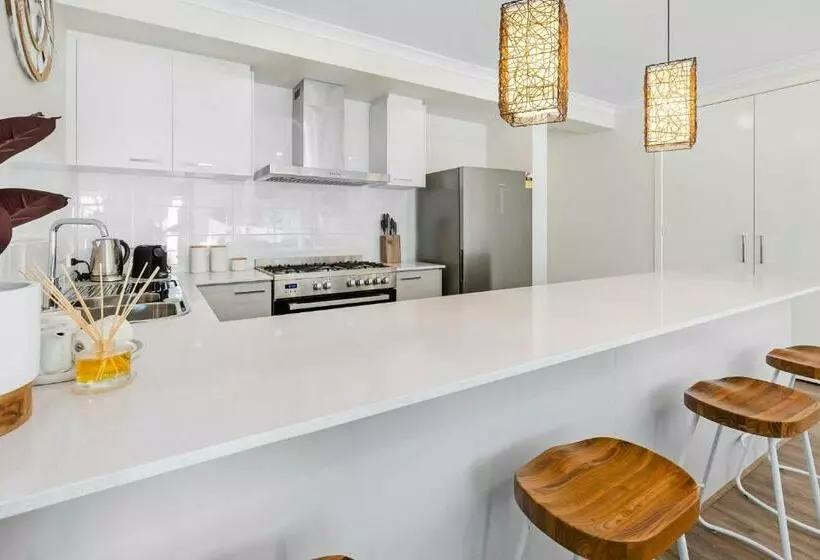 Seaslife   A Moment From The Beach