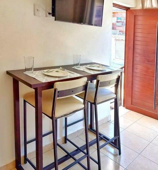 Estudio A Unos Pasos Del Malecón