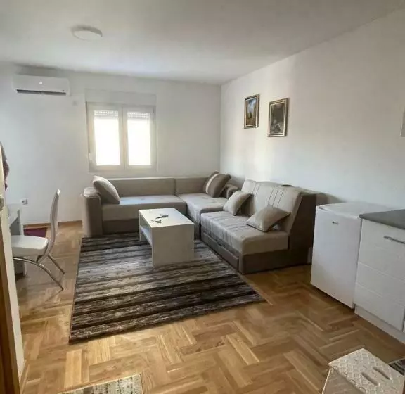Apartmani Central 8 & Free Parking