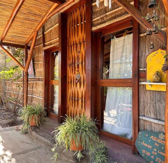 צימר Eco Hostel Lo De Lola