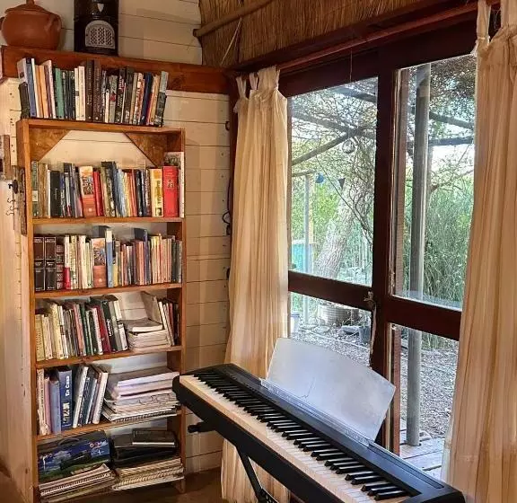 تختخواب و صبحانه Eco Hostel Lo De Lola