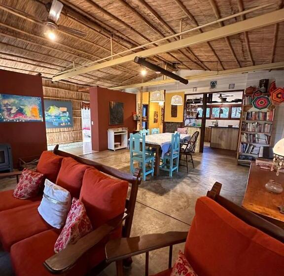 צימר Eco Hostel Lo De Lola