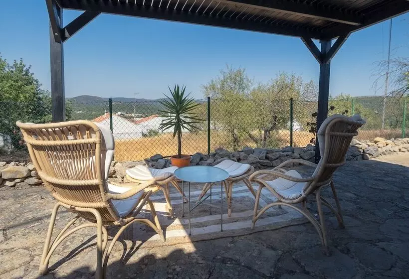 Cosy Farmhouse Quinta Da Eira 140 Years Old