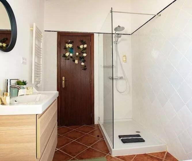 Cosy Farmhouse Quinta Da Eira 140 Years Old