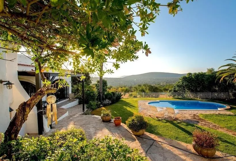 Cosy Farmhouse Quinta Da Eira 140 Years Old