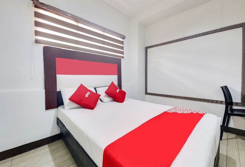 فندق Golden Majestic Pension Inn