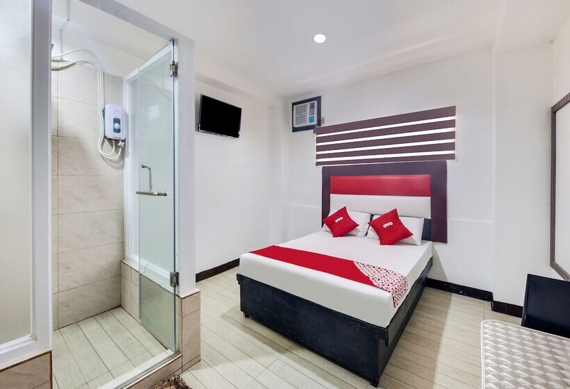 فندق Golden Majestic Pension Inn