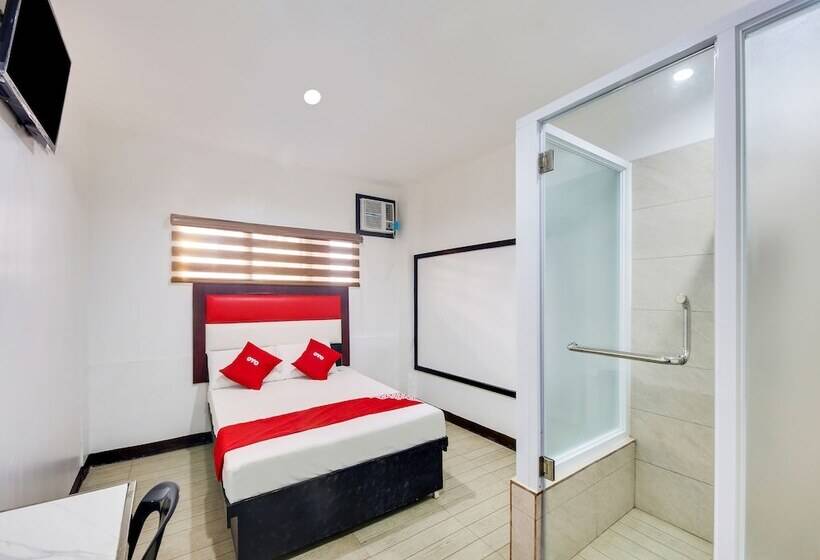 فندق Golden Majestic Pension Inn