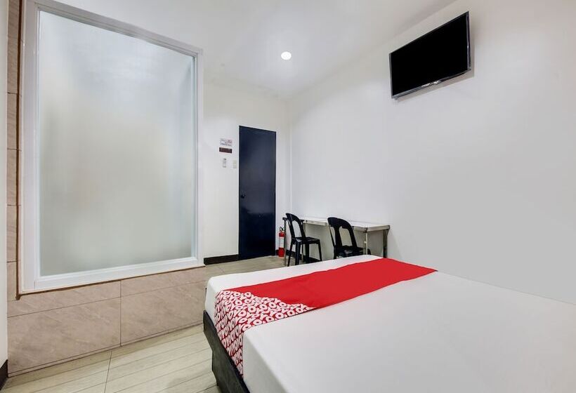 فندق Golden Majestic Pension Inn