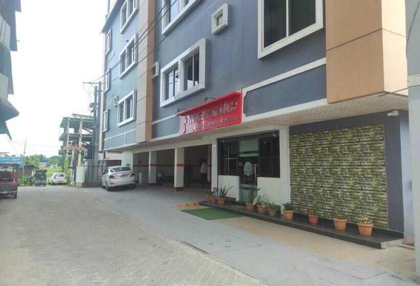 בית מלון כפרי Paradise Biswanath Chariali