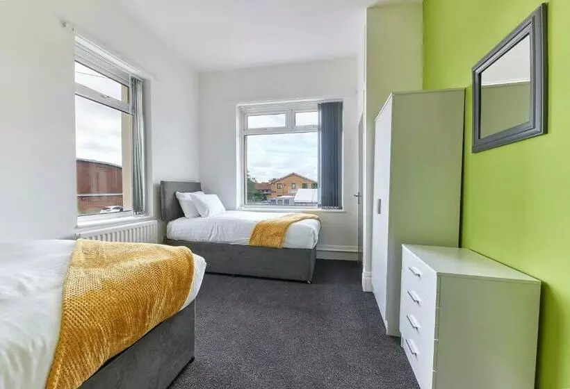 Maddison House, Beautiful New Renovated 5bed House