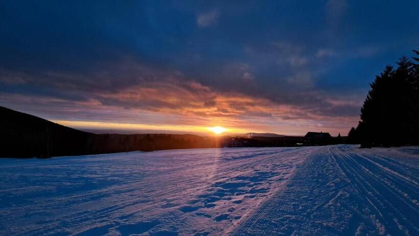 ペンション Horský Penzion Vebrovy Boudy