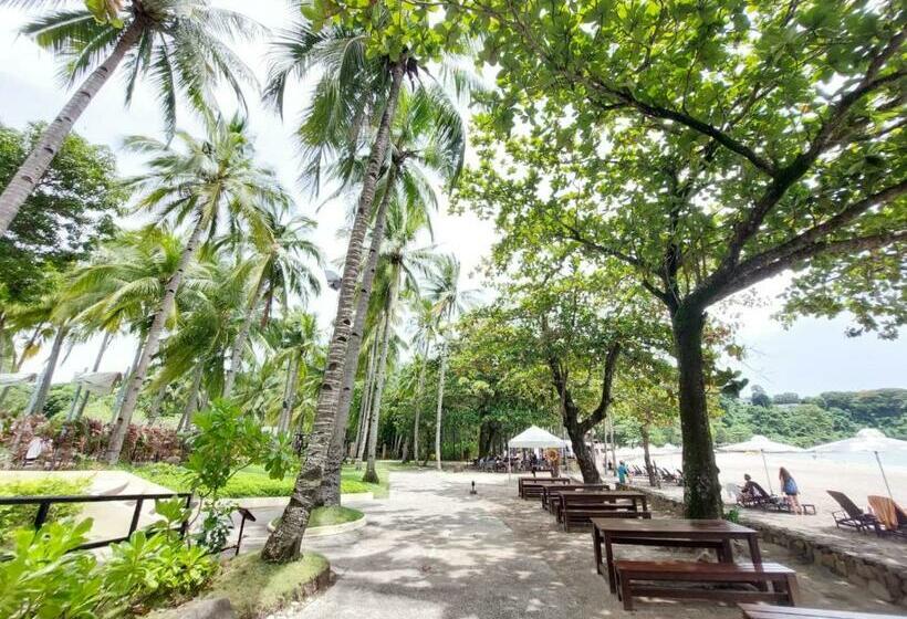 3 Br / 2ba Anvaya Cove Courtyard Unit