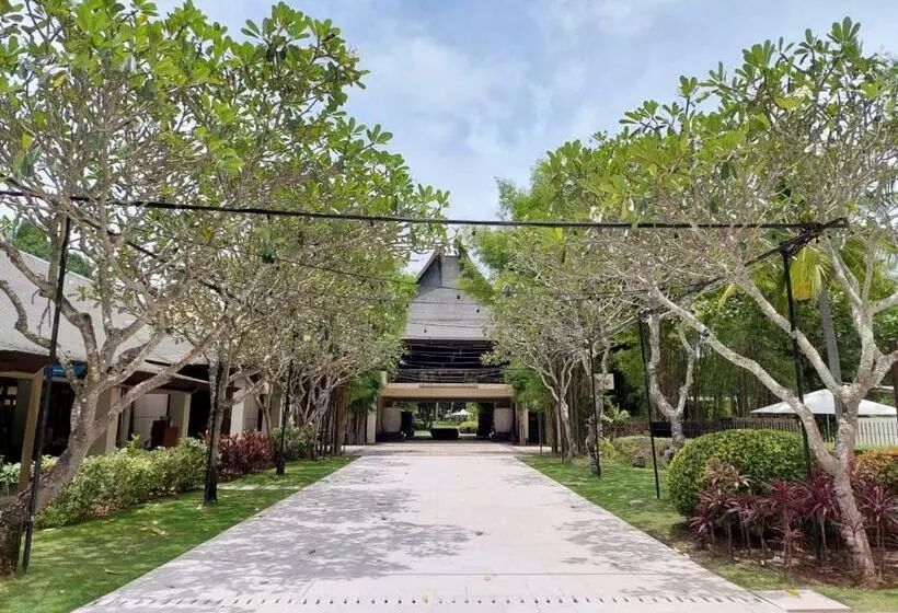 3 Br / 2ba   Anvaya Cove Courtyard Unit