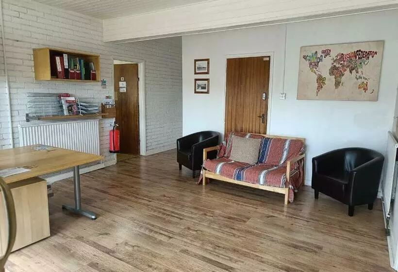 ユースホステル Y Doc At World Horizons Community Hub