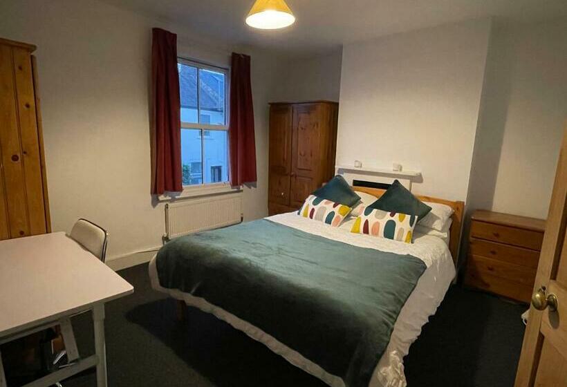 Cozy 3 Bedrooms Home Off Mill Road Sleep Up To 6