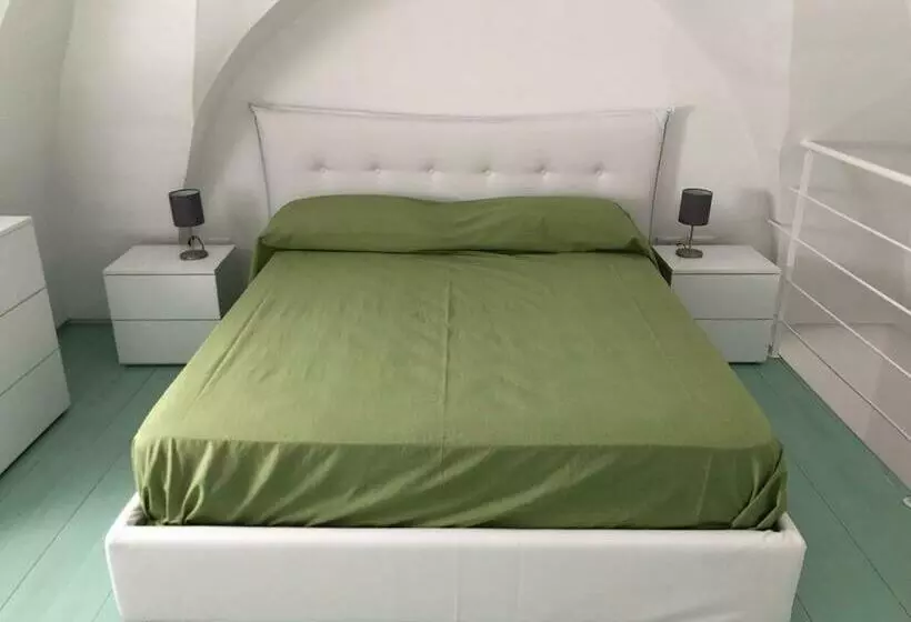 Deliziosa Casa Vacanze Con Giardino 4 Posti Letto